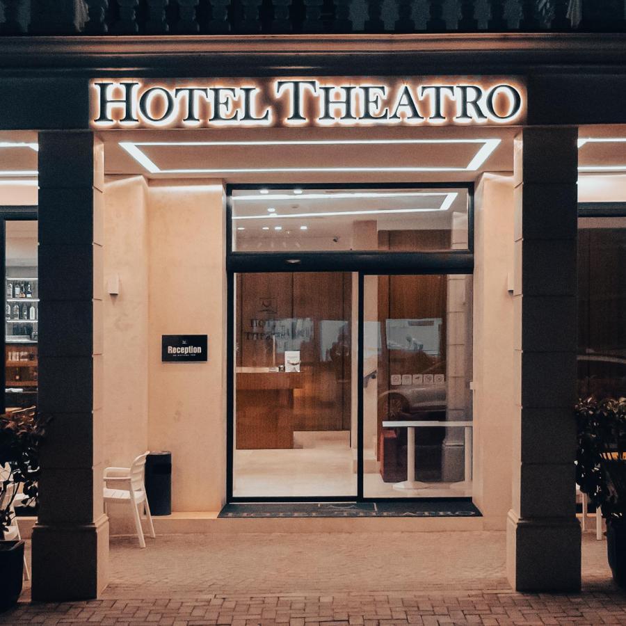 Hotel Theatro- City Center Tirana Exteriér fotografie